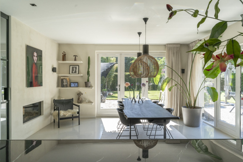 plush74 clean modern villa laren 11