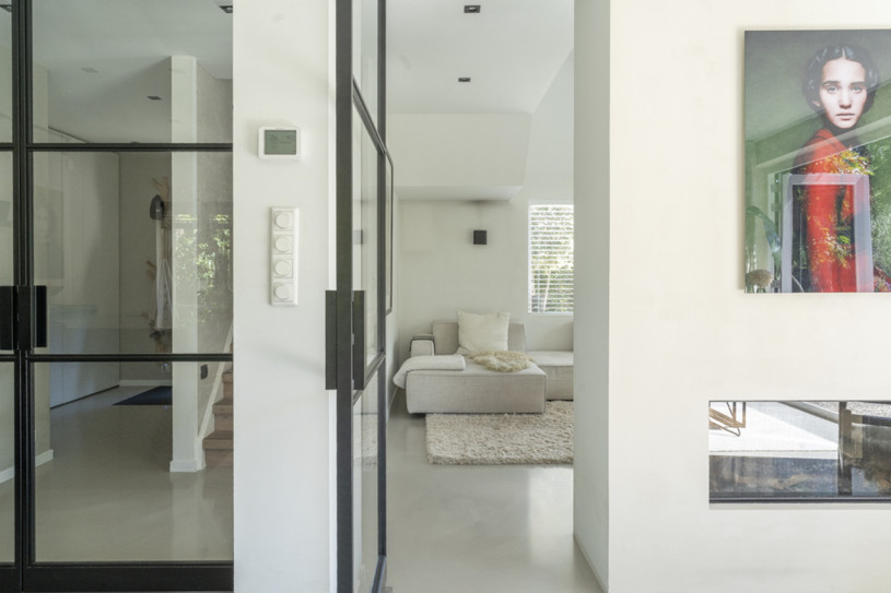 plush74 clean modern villa laren 15