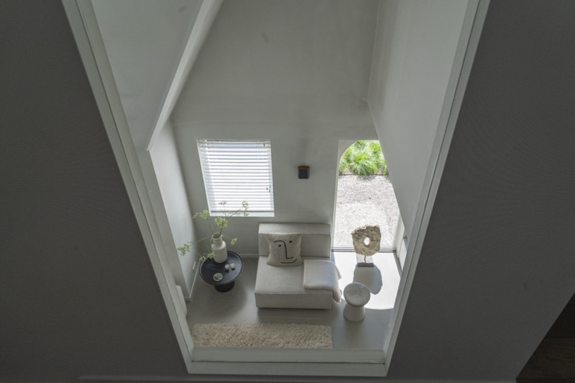 plush74 clean modern villa laren 42