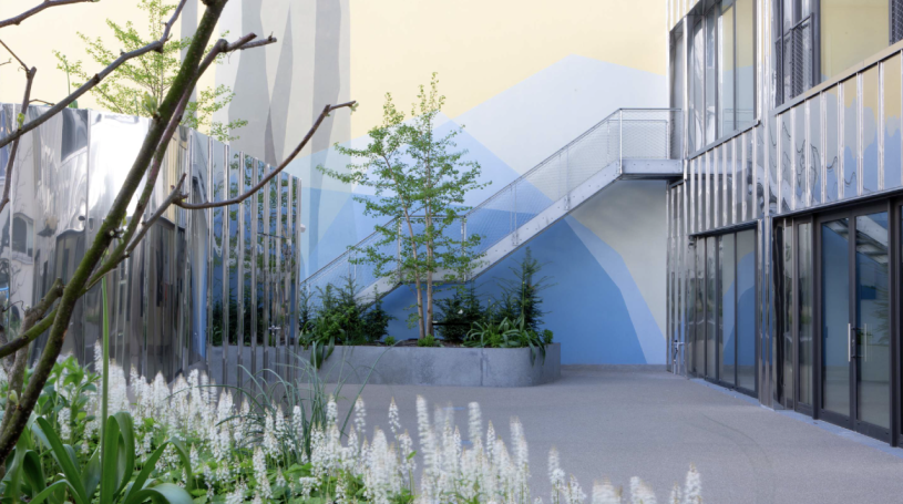 plush74 concrete art gallery 9