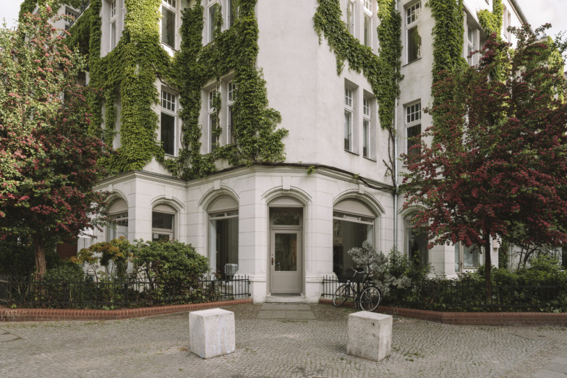 plush74 contemporary showroom berlin 2(1)