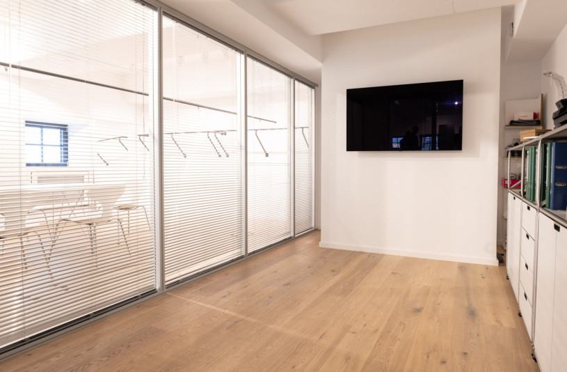 plush74 cool harbour showroom 15