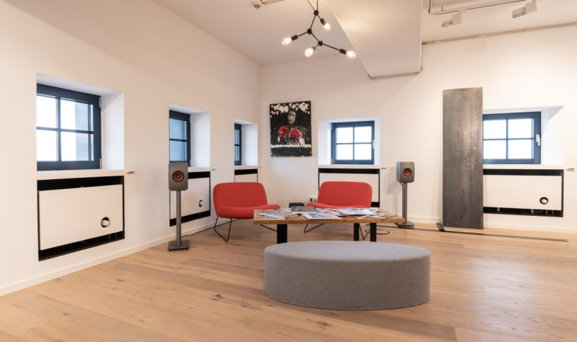 plüsch74 kühler hafen ausstellungsraum 6