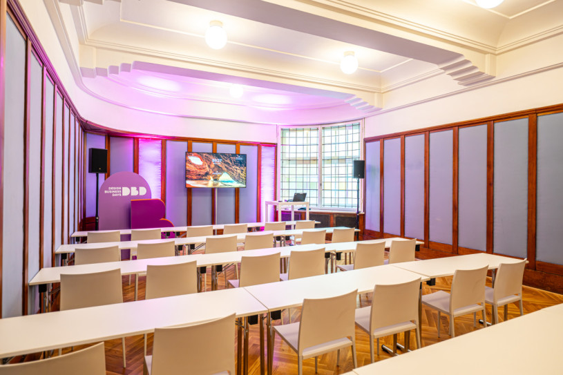 plush74 curio house 10