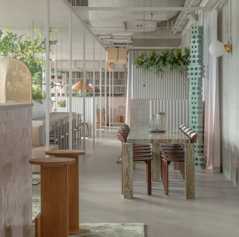 plush74 designer riverside listening bar 3