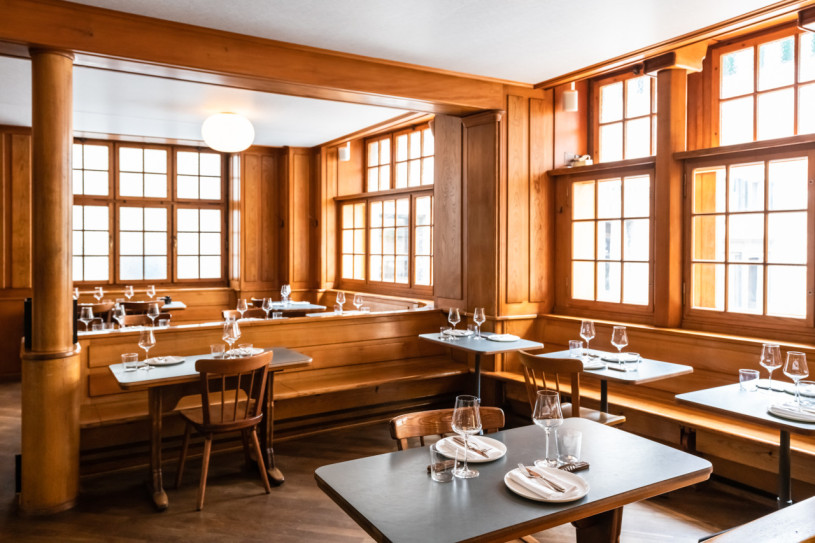 plush74 downtown tavern 3