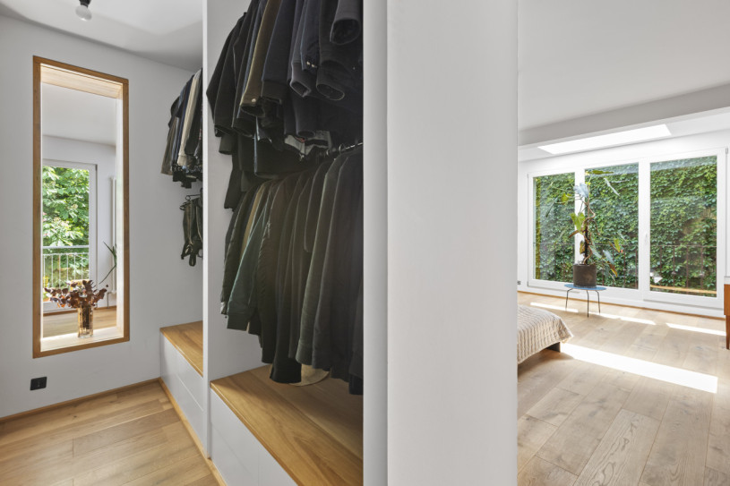 plush74 duplex loft with studio terrace 16