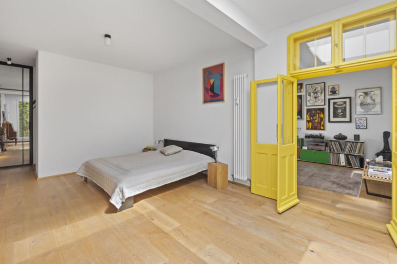 plush74 duplex loft with studio terrace 8