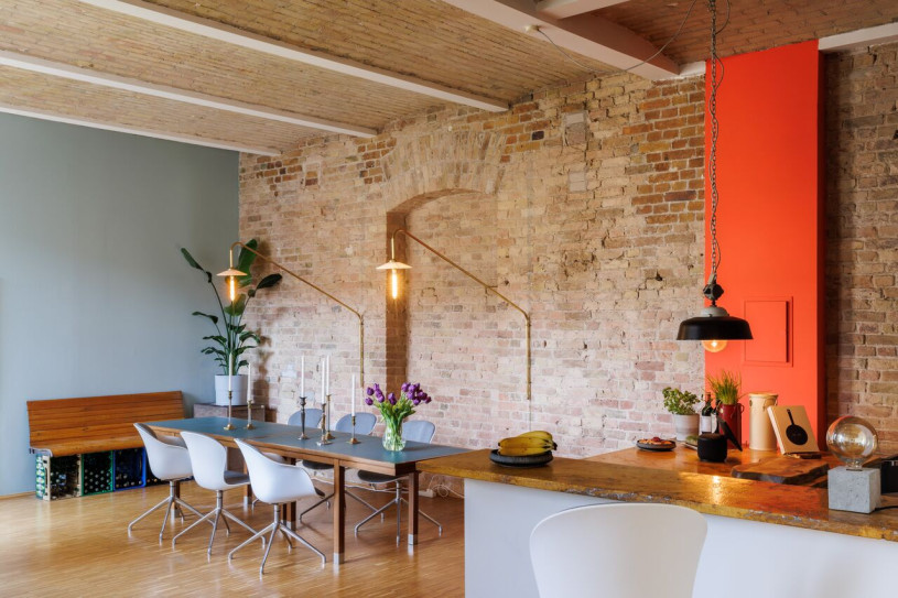 plush74 factory courtyard loft 15