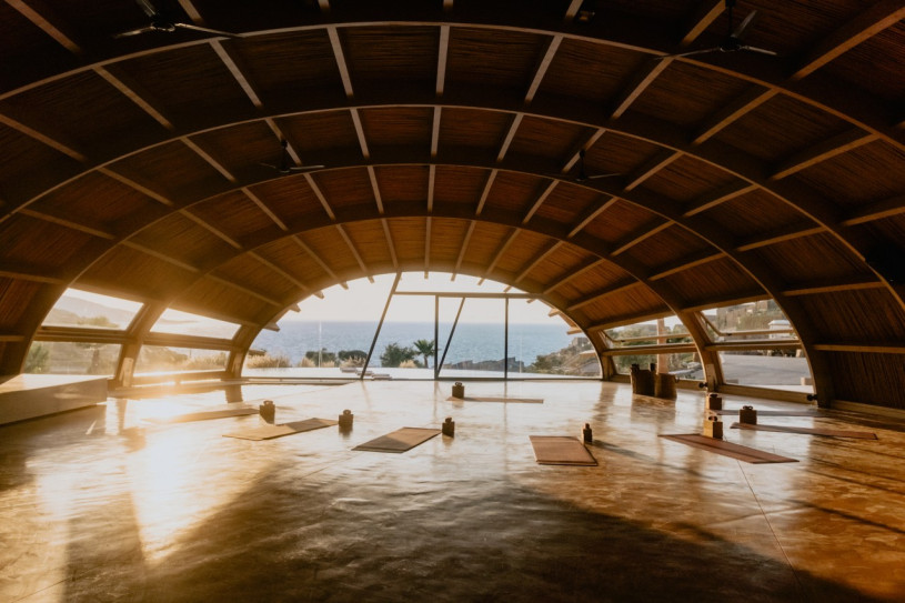 plush74 film photo event hotel greece luxury acro gym00003