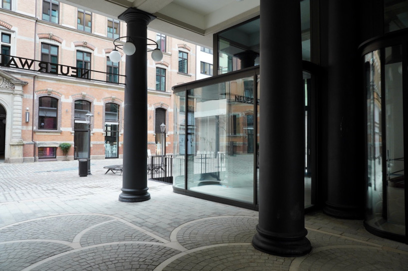 pluche74 film foto evenement locatie hamburg duitsland straten palishof15