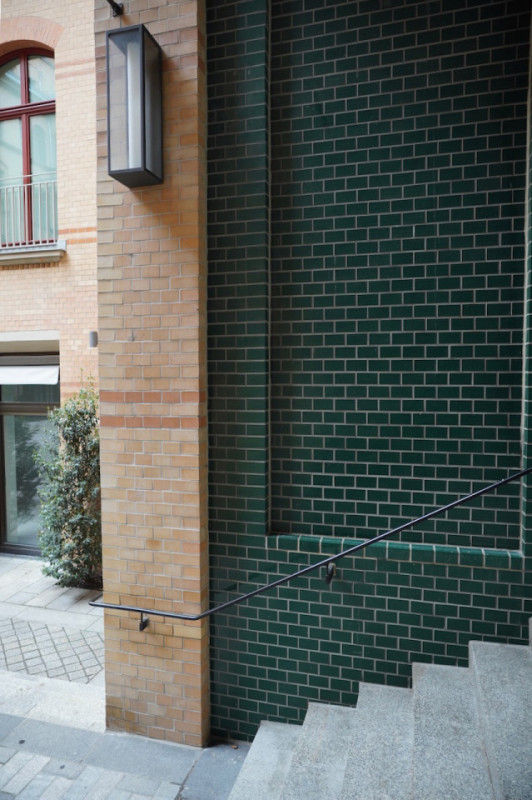 peluche74 film foto evento location amburgo germania strade stadthof2