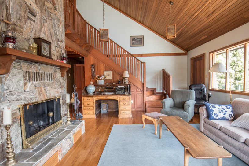 plush74 film photo event location lakefront lakehouse unique bc canada 18