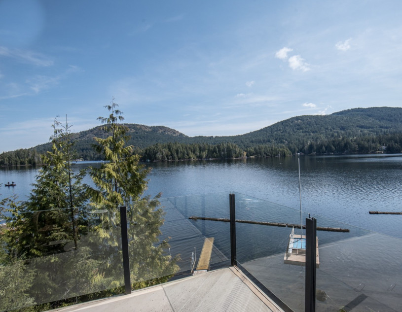 plush74 film photo event location lakefront lakehouse unique bc canada 35