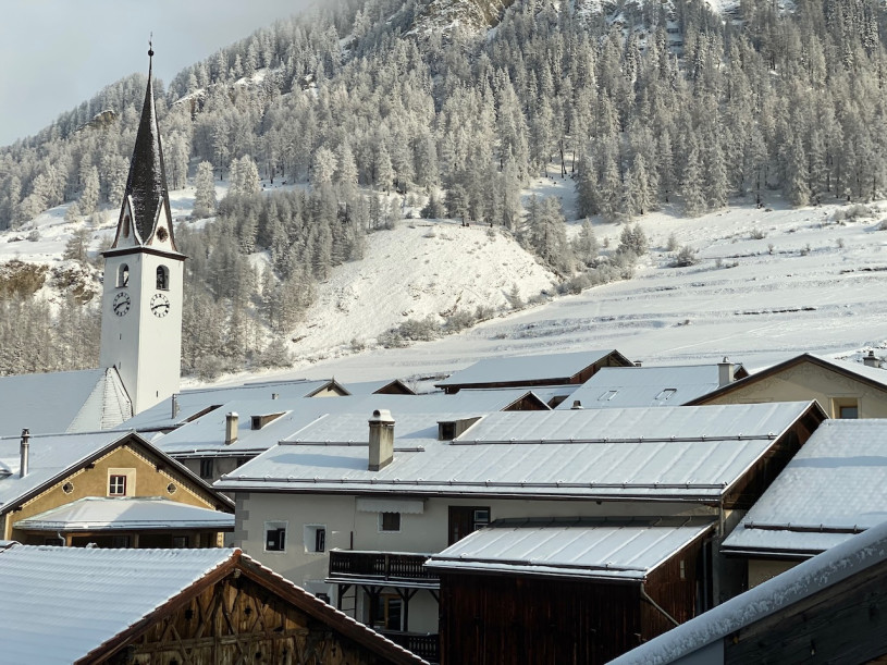 plush74 film photo event location scouting switzerland engadin ardez 49 (1)