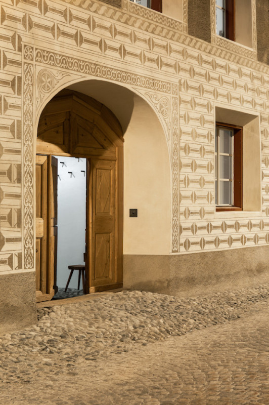 plush74 film photo event location switzerland engadin ardez house loft 72