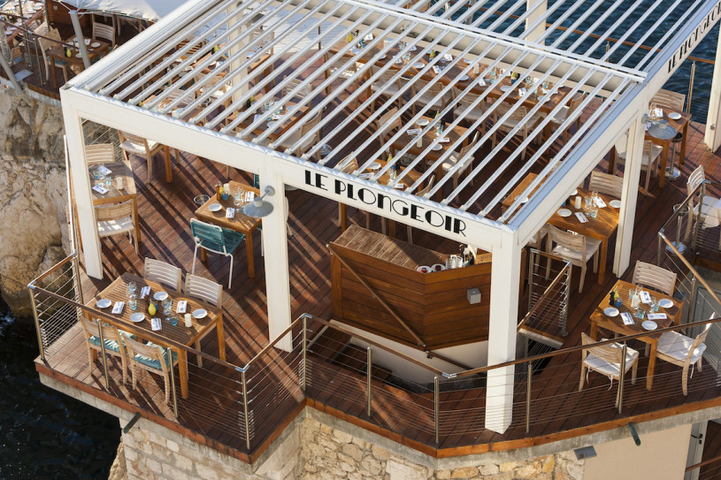 felpa74 película foto restaurante00004