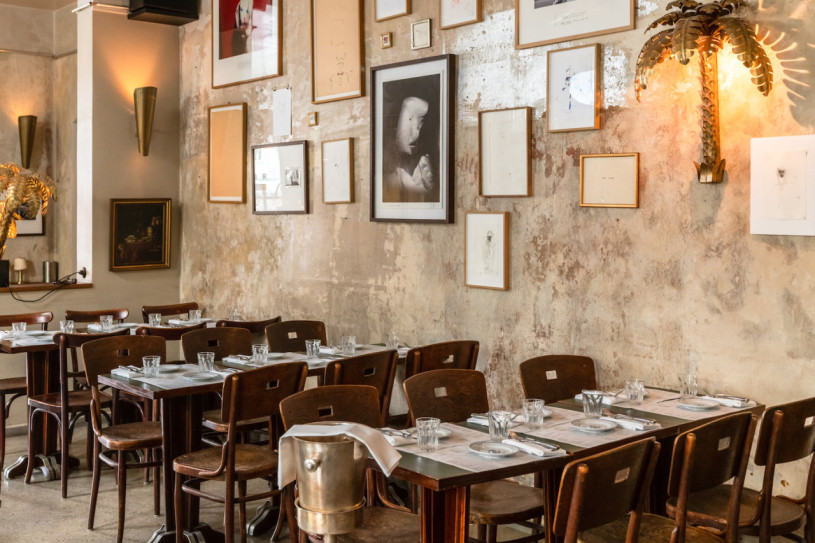 plush74 film photo shooting location scouting bar restaurant berlin19