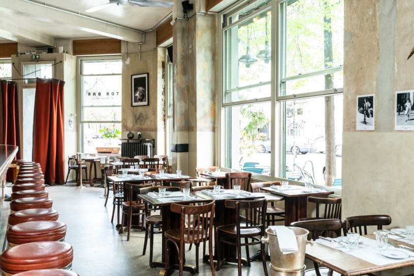 plush74 film photo shooting location scouting bar restaurant berlin5