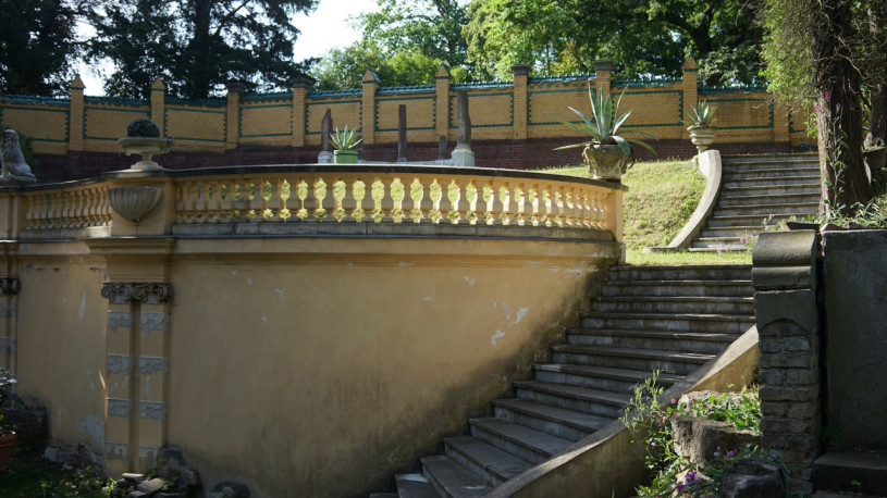 plush74 film photo shooting location scouting berlin area potsdam villa luxury garden historic73