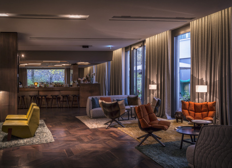 pluche74 film fotoshoot locatie scouting berlijn bar hotel15