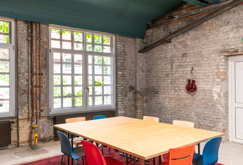 plush74 film photo shooting location scouting berlin event space bricks venue12