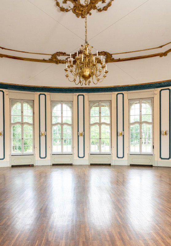 plush74 film photo shooting location scouting berlin event space castle special location historic potsdam4