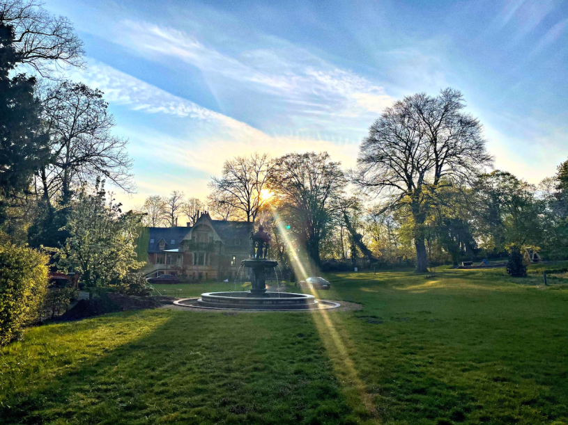 plush74 film photo shooting location scouting castle villa potsdam garden4