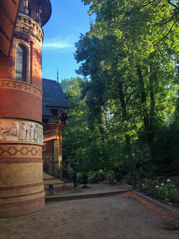 plush74 film photo shooting location scouting castle villa potsdam garden81