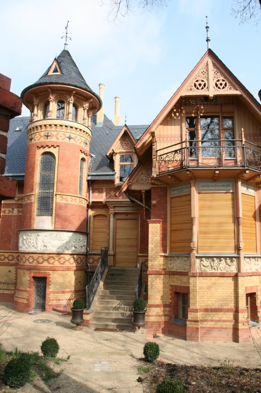 plush74 film photo shooting location scouting castle villa potsdam garden84