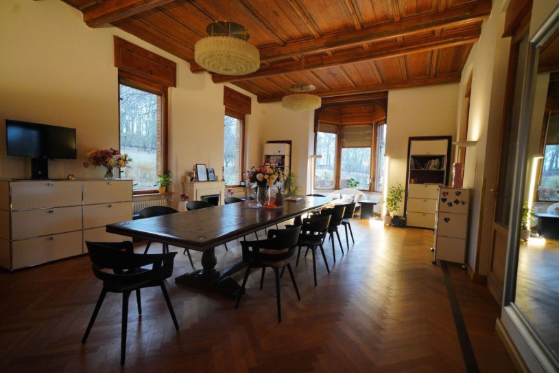 plush74 film photo shooting location scouting castle villa potsdam garden89