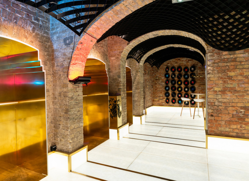 plush74 film fotoshooting location scouting veranstaltungsraum berlin club bricks10