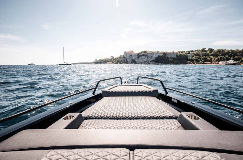 plush74 film photo shooting location scouting luxury boat sea1