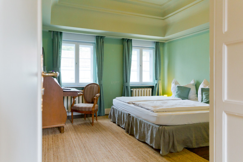 plush74 garden castle 3