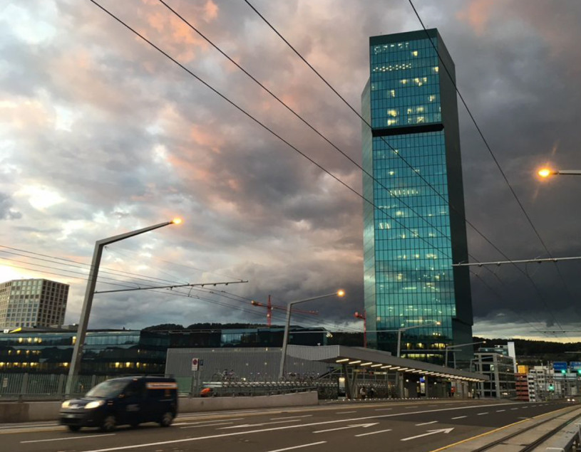 plush74 high rise bar zurich 8