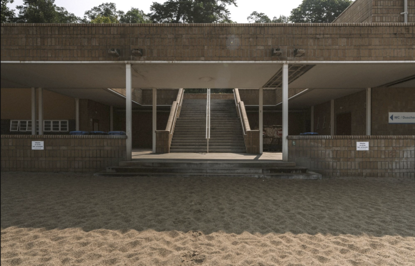 felpa74 playa histórica lido berlin 10