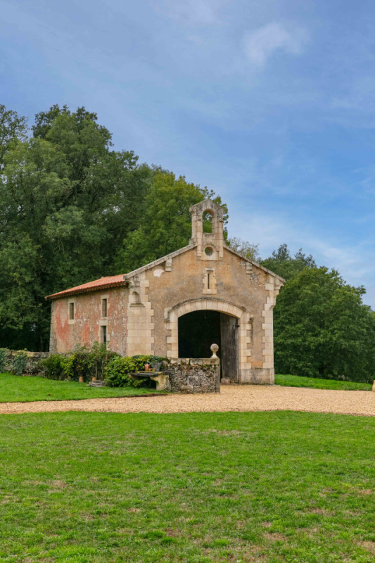 plush74 historic french chcteau in auge 21