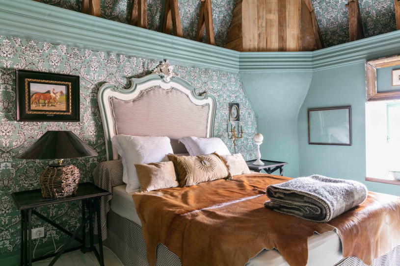 plush74 historic french chcteau in auge 49