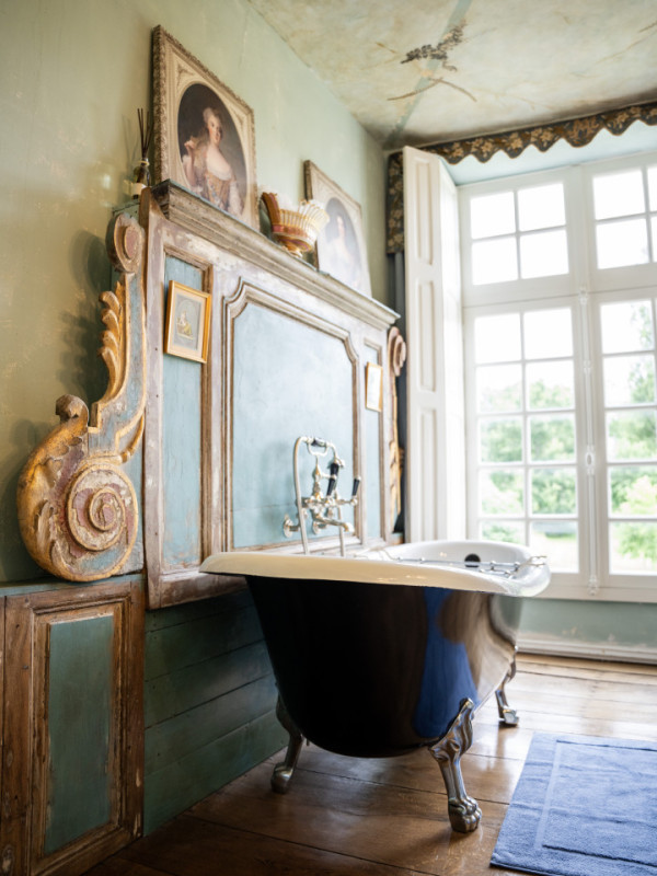 plush74 historic french chcteau in auge 64