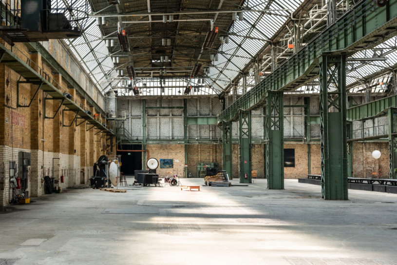 plush74 history hall berlin 78