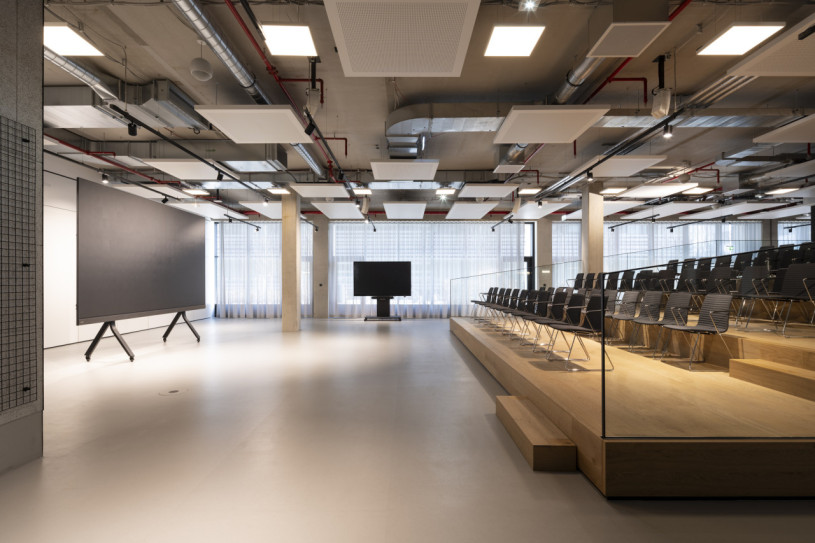 plush74 house of communication 7