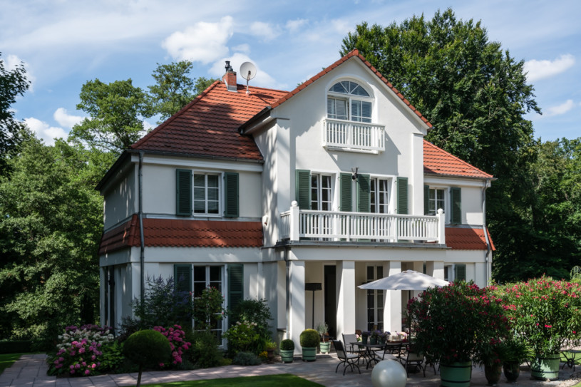 plüsch74 haus vermietung film foto villa deutschland berlin scout agentur heller garten17