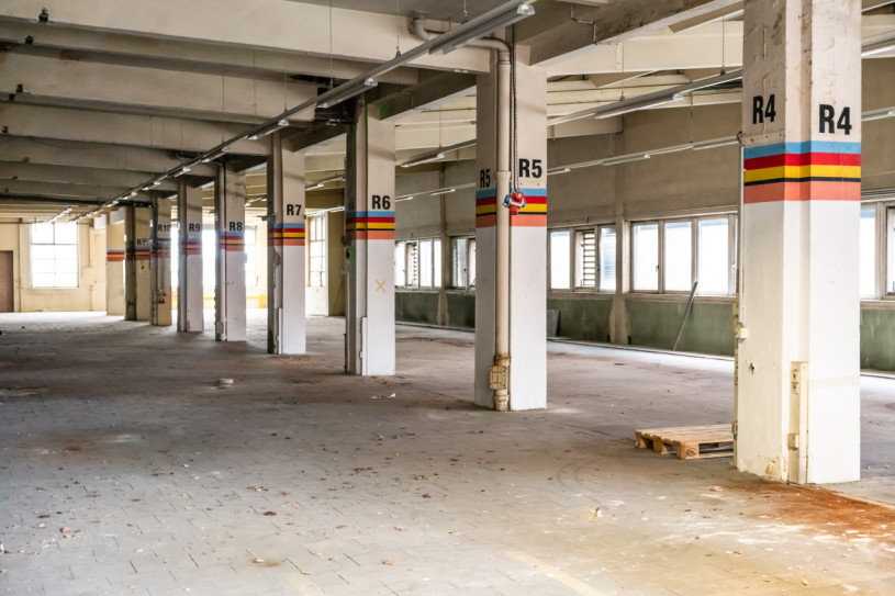 plush74 industrial charm west 23