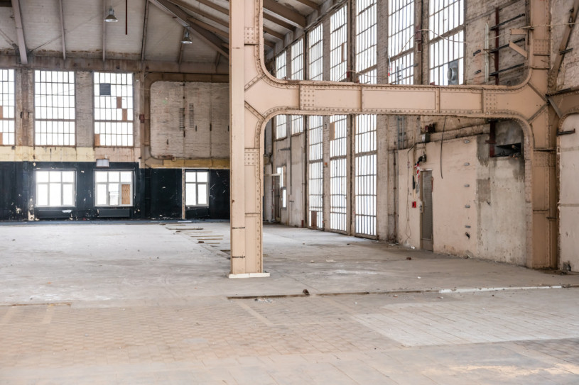 plush74 industrial charm west 34