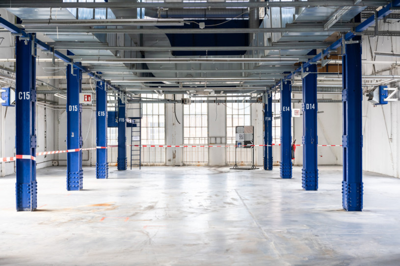 plush74 industrial charm west 35