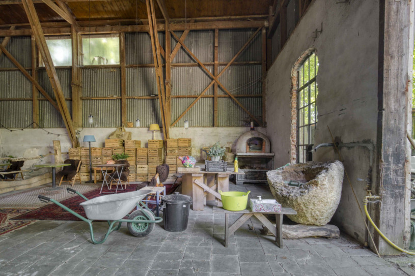 plush74 industrial counter shelter 29 (1)