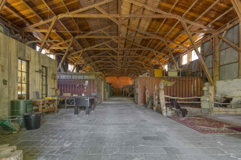 plush74 industrial counter shelter 41