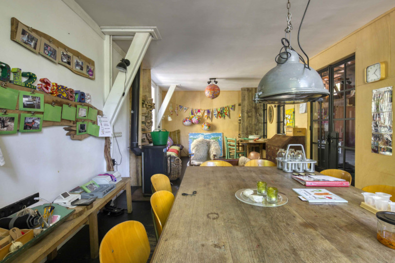 plush74 industrial counter shelter 5