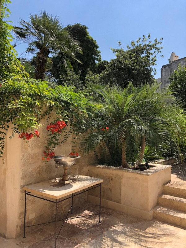 plush74 italy apulia location rent shoot film photo historic palazzo pool courtyard 10