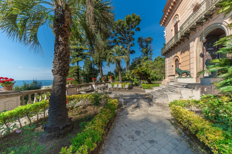 plush74 italy napoli location rent shoot film photo villa garden 2